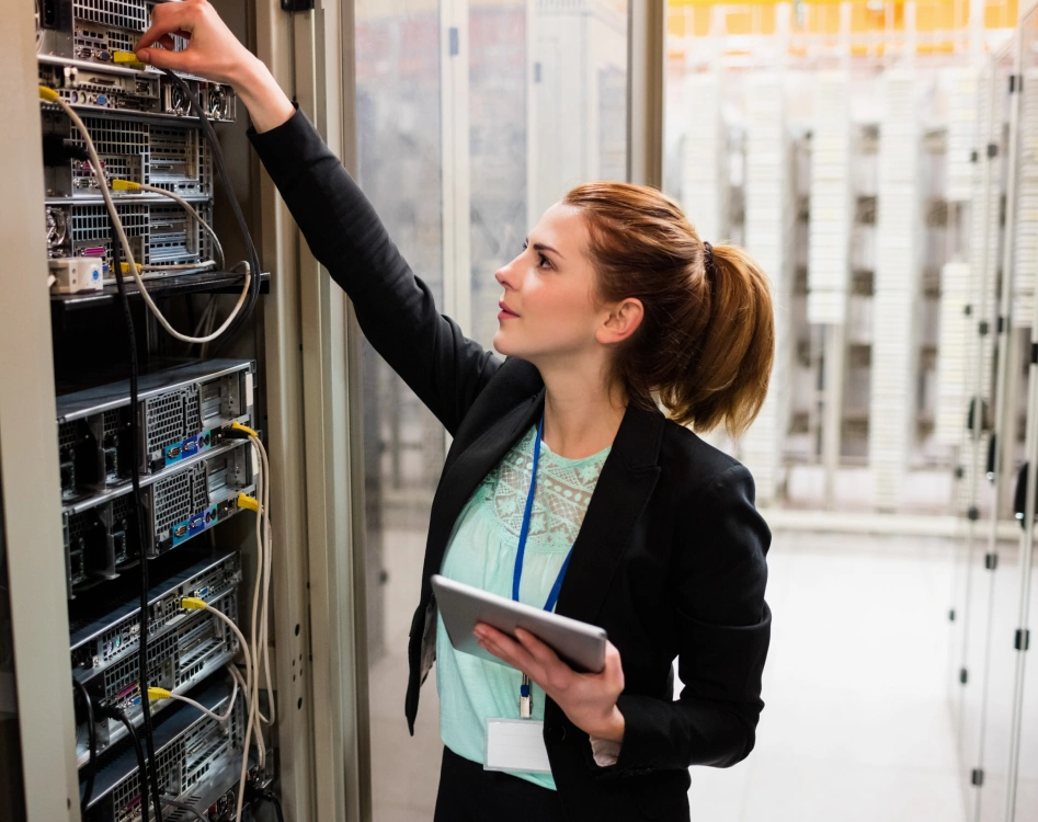 Data Centers & Telecom Carriers Banner who we are image